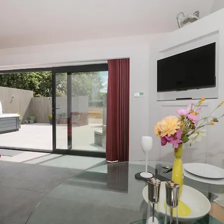 Noflash Malpal Bristol